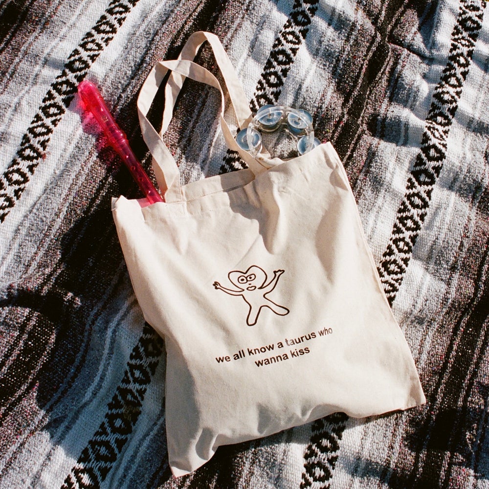 TAURUS TOTE