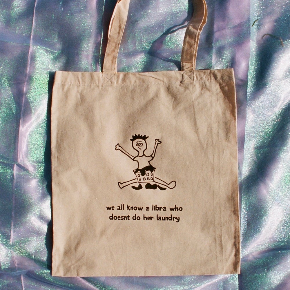 LIBRA TOTE